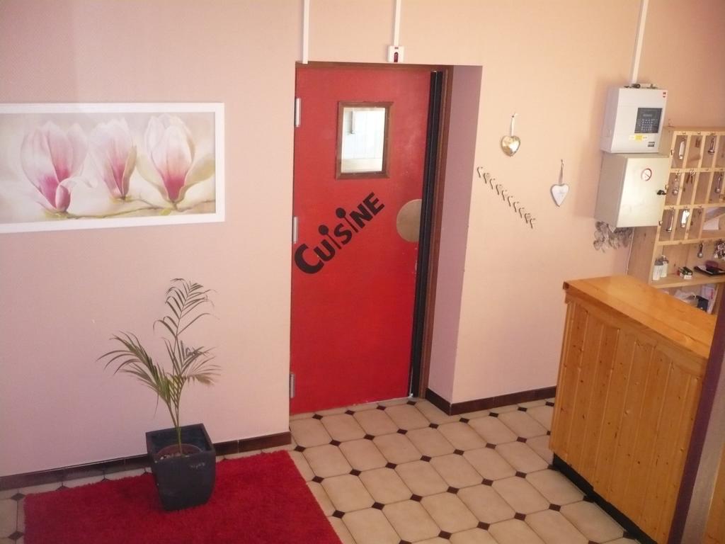 Hotel Bon Accueil Oyonnax Dış mekan fotoğraf