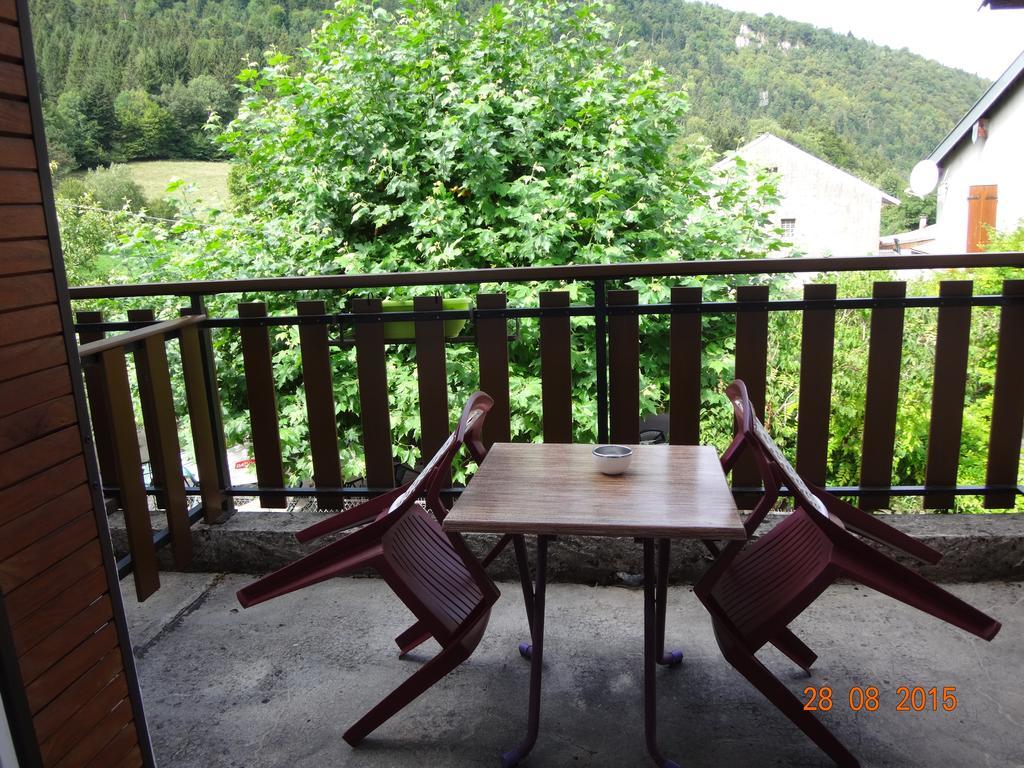 Hotel Bon Accueil Oyonnax Oda fotoğraf