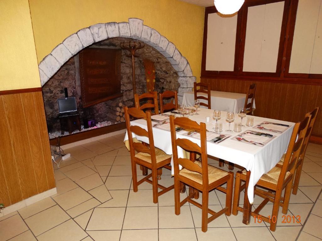 Hotel Bon Accueil Oyonnax Dış mekan fotoğraf